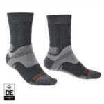 Dark grey boot socks with light grey detailing.