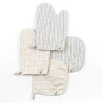 Linen oven mits for kids.